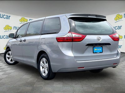 2017 Toyota Sienna L 7 Passenger