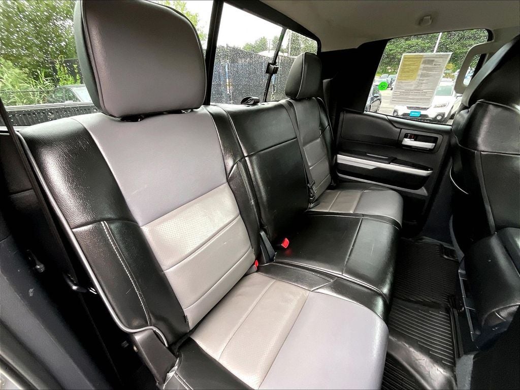 2017 Toyota Tundra SR5 5.7L V8