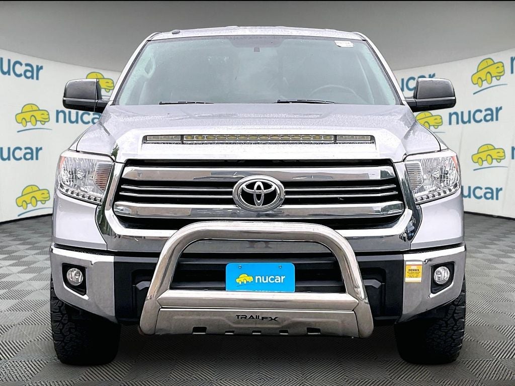2017 Toyota Tundra SR5 5.7L V8