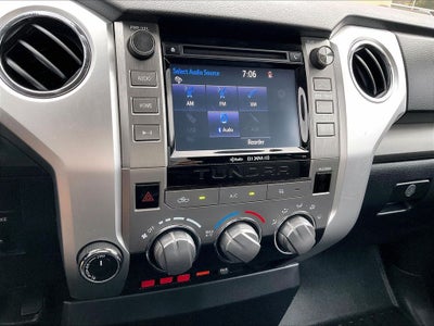 2017 Toyota Tundra SR5 5.7L V8