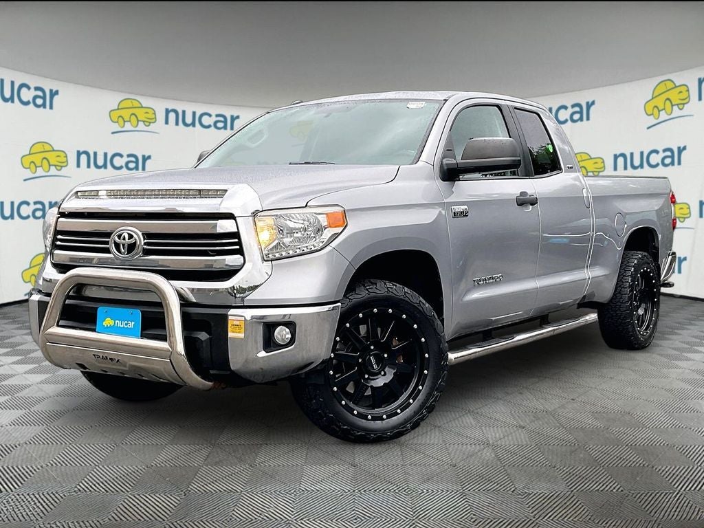 2017 Toyota Tundra SR5 5.7L V8