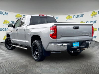 2017 Toyota Tundra SR5 5.7L V8