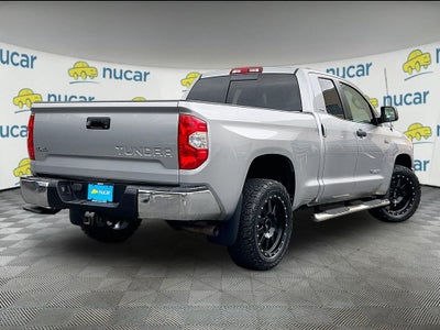 2017 Toyota Tundra SR5 5.7L V8