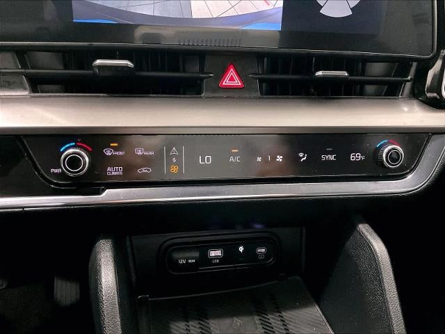 2024 Kia Sportage EX FWD