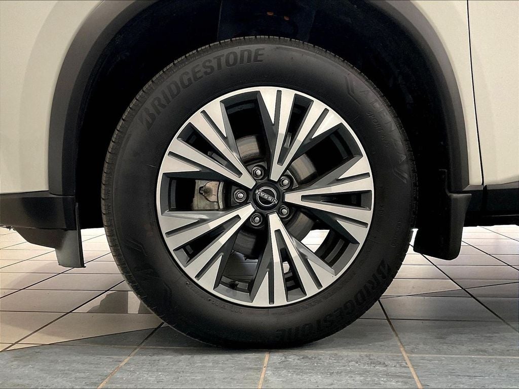 2023 Nissan Rogue AWD SV