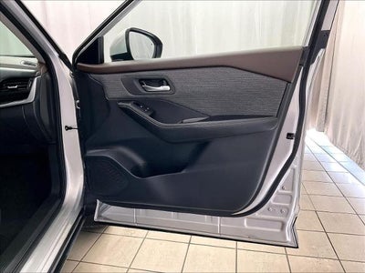 2023 Nissan Rogue AWD SV