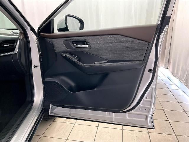 2023 Nissan Rogue AWD SV
