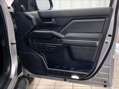 2025 Toyota 4Runner SR5 4WD (GS)