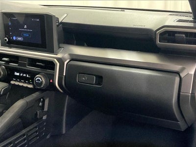 2025 Toyota 4Runner SR5 4WD (GS)