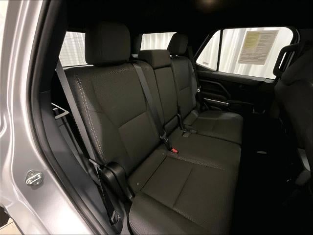 2025 Toyota 4Runner SR5 4WD (GS)