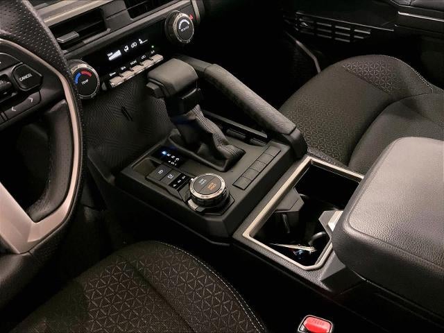 2025 Toyota 4Runner SR5 4WD (GS)