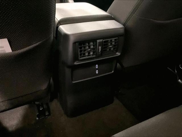 2025 Toyota 4Runner SR5 4WD (GS)