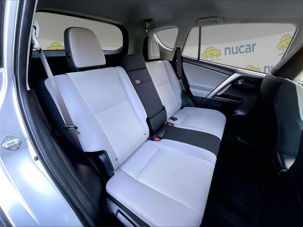 2016 Toyota RAV4 Hybrid XLE