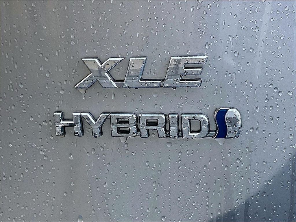 2016 Toyota RAV4 Hybrid XLE