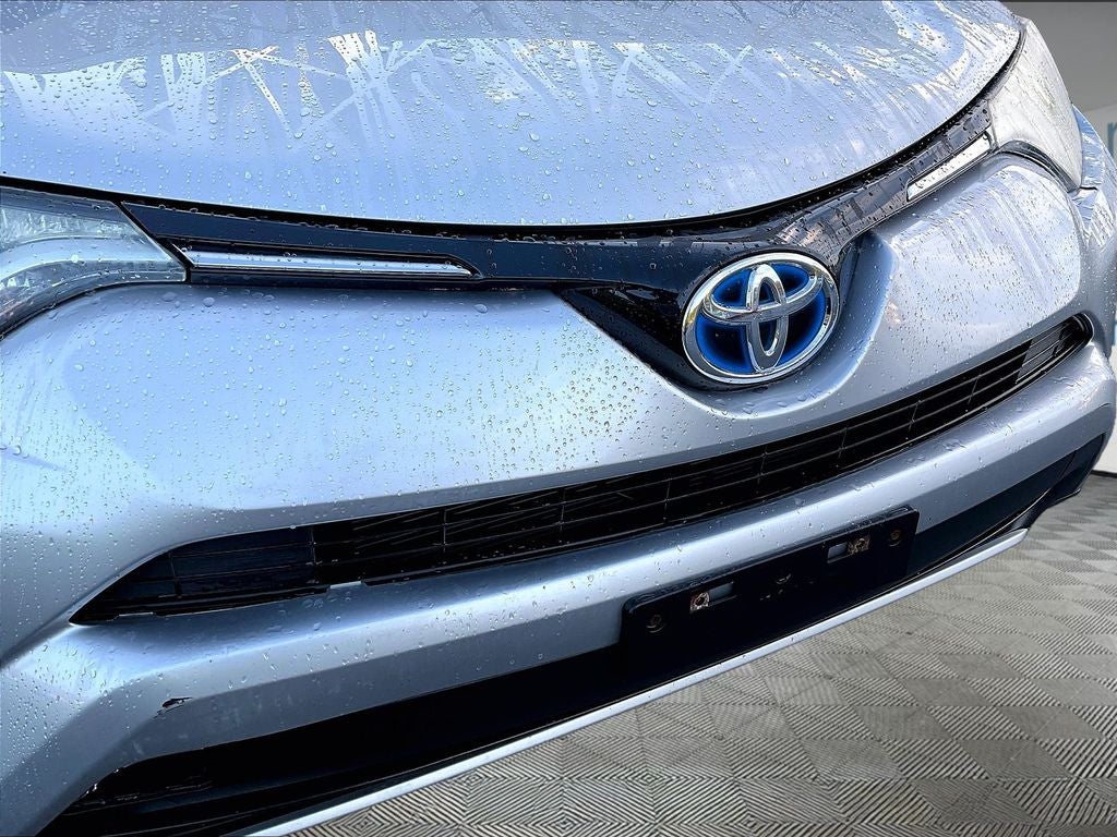 2016 Toyota RAV4 Hybrid XLE