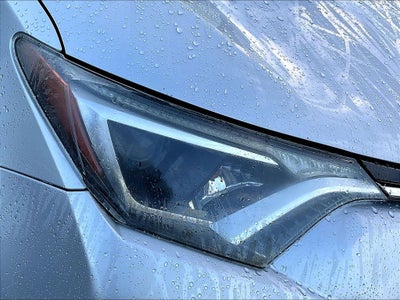 2016 Toyota RAV4 Hybrid XLE