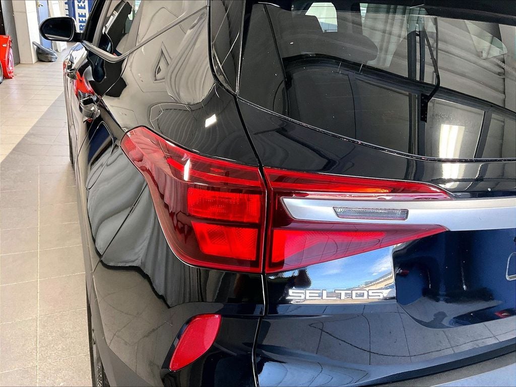2023 Kia Seltos LX IVT AWD