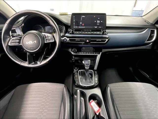 2023 Kia Seltos S IVT AWD