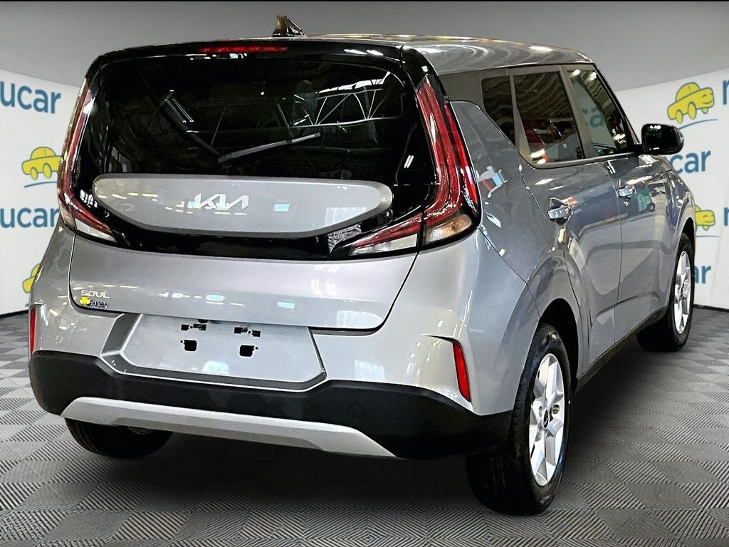 2024 Kia Soul LX