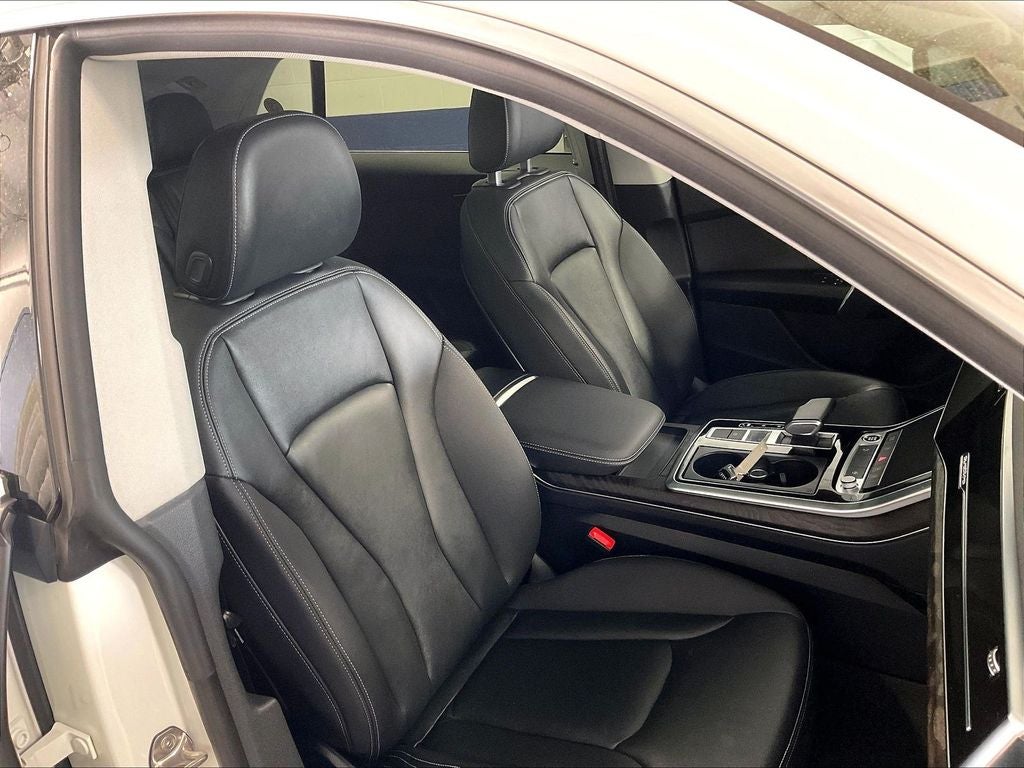 2023 Audi Q8 55 Premium quattro