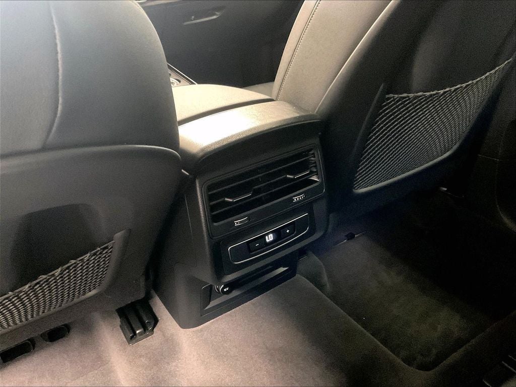 2023 Audi Q8 55 Premium quattro