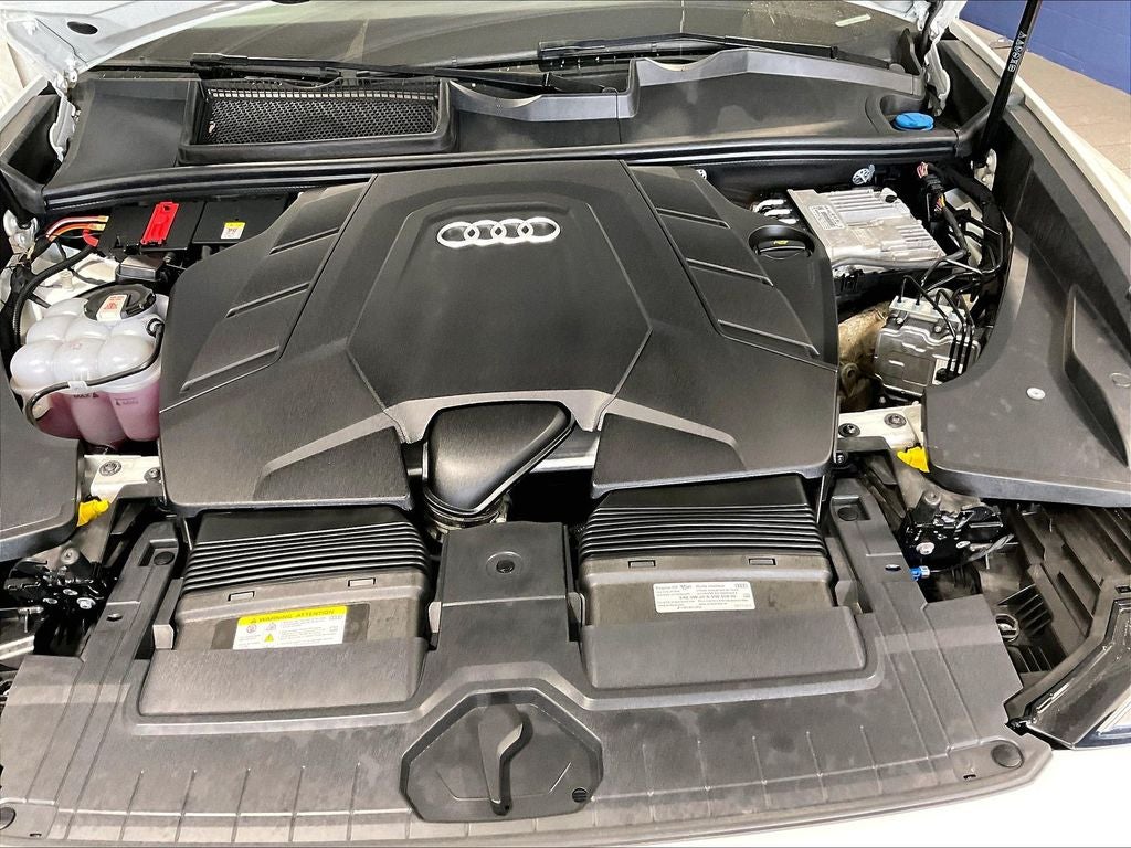 2023 Audi Q8 55 Premium quattro