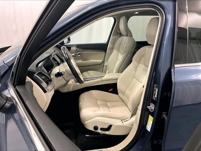 2023 Volvo XC90 B6 AWD Plus 7P