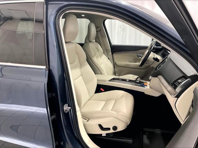 2023 Volvo XC90 B6 AWD Plus 7P