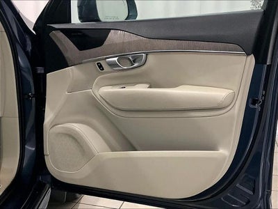 2023 Volvo XC90 B6 AWD Plus 7P
