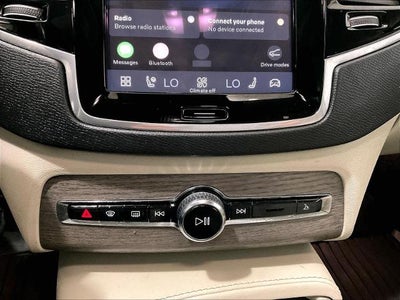 2023 Volvo XC90 B6 AWD Plus 7P