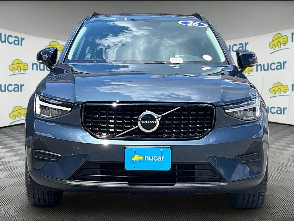 2026 Volvo XC40 B5 Core