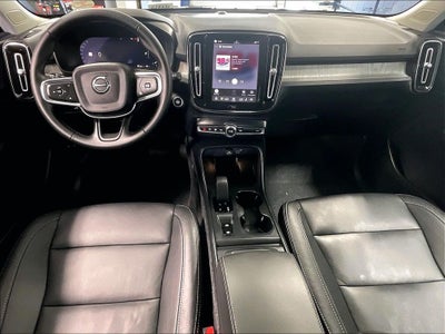 2026 Volvo XC40 B5 Core