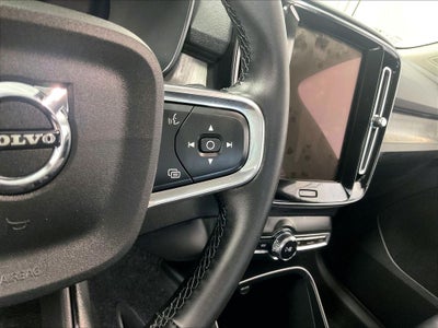 2026 Volvo XC40 B5 Core