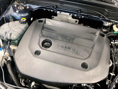 2026 Volvo XC40 B5 Core