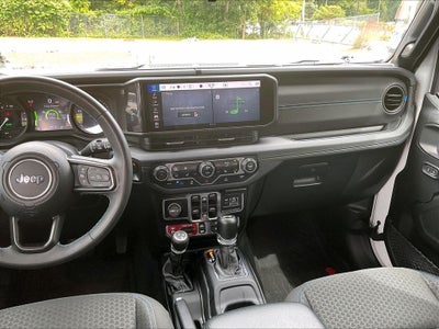 2024 Jeep Wrangler Rubicon 4xe