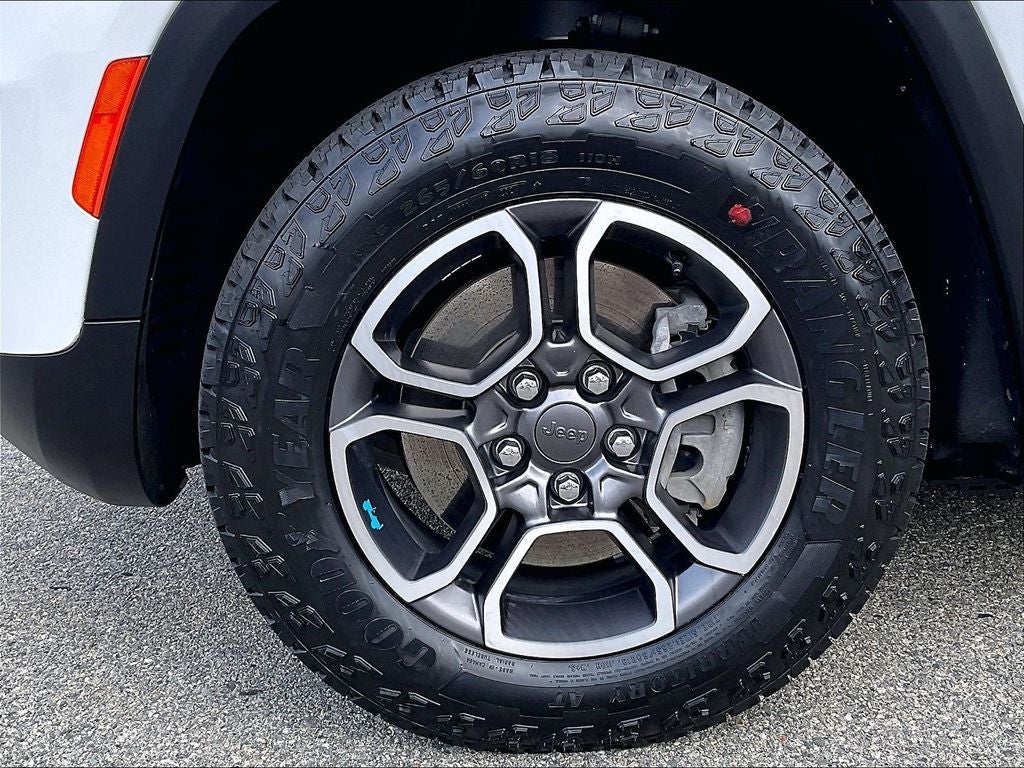 2022 Jeep Grand Cherokee Trailhawk 4xe
