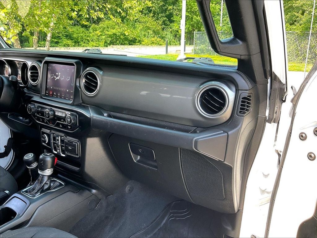 2022 Jeep Gladiator Overland
