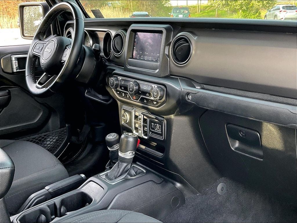 2021 Jeep Gladiator Sport