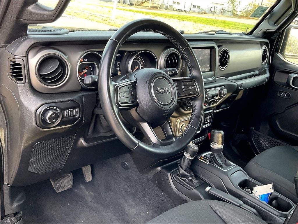 2021 Jeep Gladiator Sport