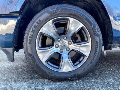 2020 RAM 1500 Laramie 4x4 Crew Cab 6'4" Box