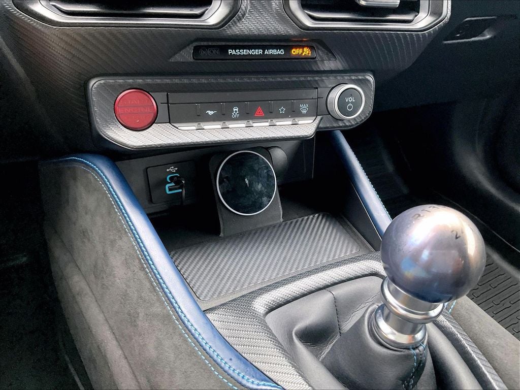 2025 Ford Mustang Dark Horse