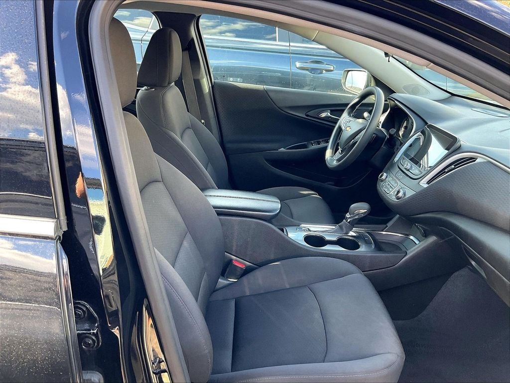 2023 Chevrolet Malibu 4dr Sdn 1LT