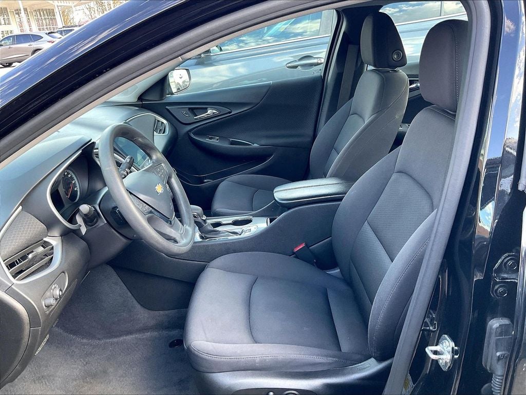 2023 Chevrolet Malibu 4dr Sdn 1LT