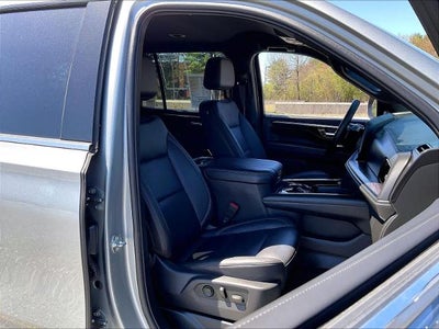 2025 Chevrolet Tahoe 4WD LT