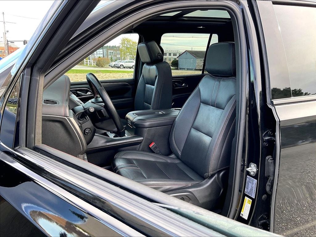 2023 Chevrolet Tahoe 4WD RST