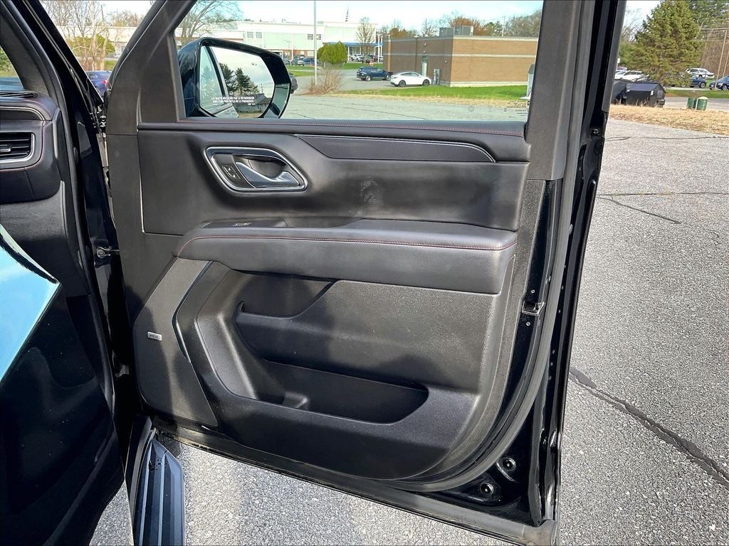 2023 Chevrolet Tahoe 4WD RST