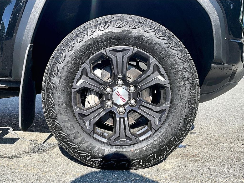 2024 GMC Canyon Elevation