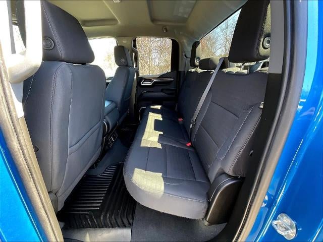 2022 GMC Sierra 1500 Double Cab Standard Box 4-Wheel Drive Elevation 3SB