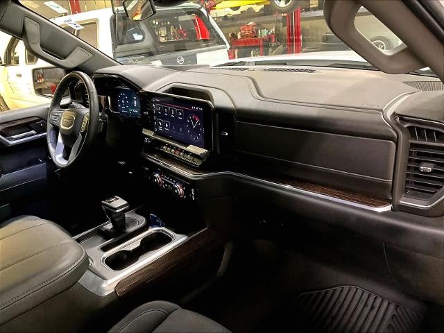 2023 GMC Sierra 1500 Crew Cab Short Box 4-Wheel Drive Elevation 3SB