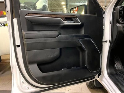 2023 GMC Sierra 1500 Crew Cab Short Box 4-Wheel Drive Elevation 3SB